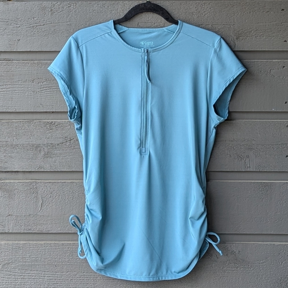 Carve Designs Dawson Rashguard Short Sleeve Ruched Sides Zip Front Large